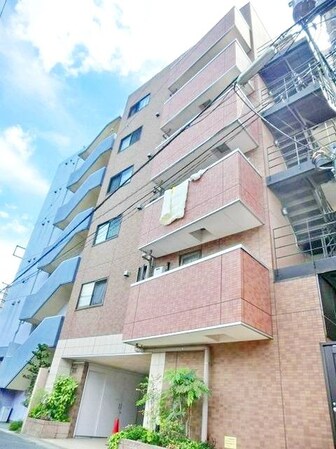 スクエア コートの物件外観写真